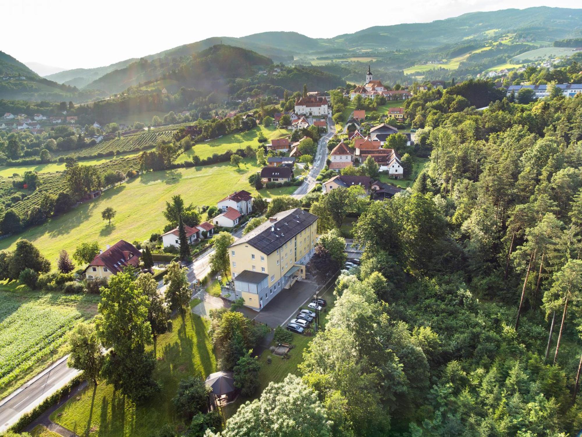 Jufa Hotel Garni Stubenberg Am See Exterior photo